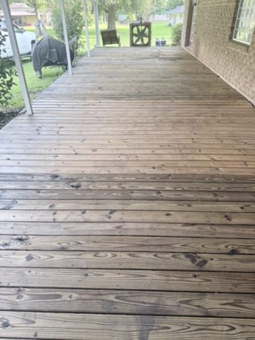 Covered wood deck boards at a South Louisiana home